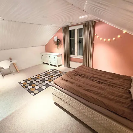 Arctic Lakeside Huvilat