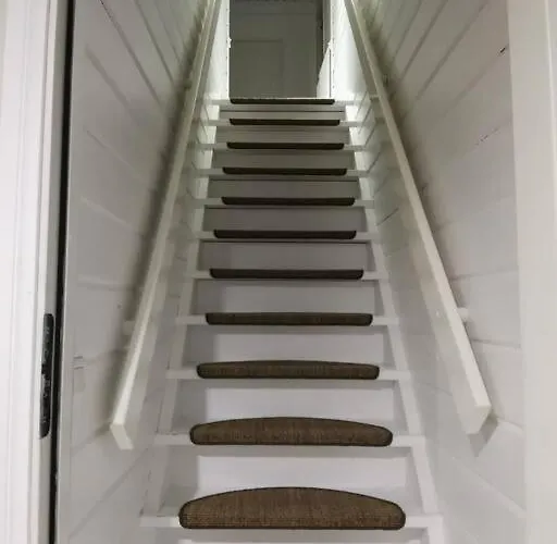 Arctic Lakeside Willa Kemijärvi